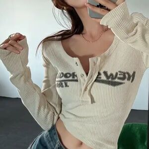 Retro T Shirt Women Slim Crop Top Long Sleeve Grunge Tee